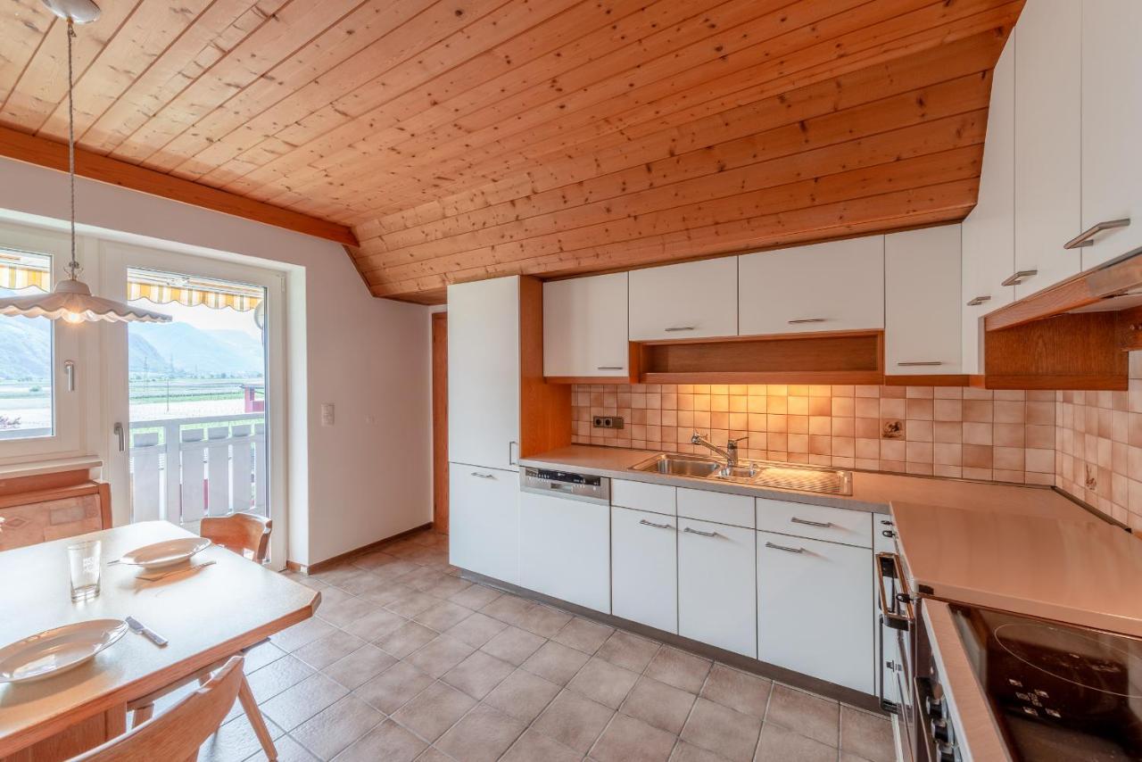 Haus Stolz Bed & Breakfast Апиано сула Страда дел Вино Екстериор снимка