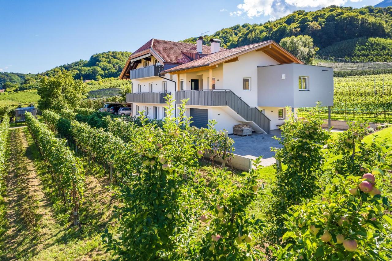 Haus Stolz Bed & Breakfast Апиано сула Страда дел Вино Екстериор снимка
